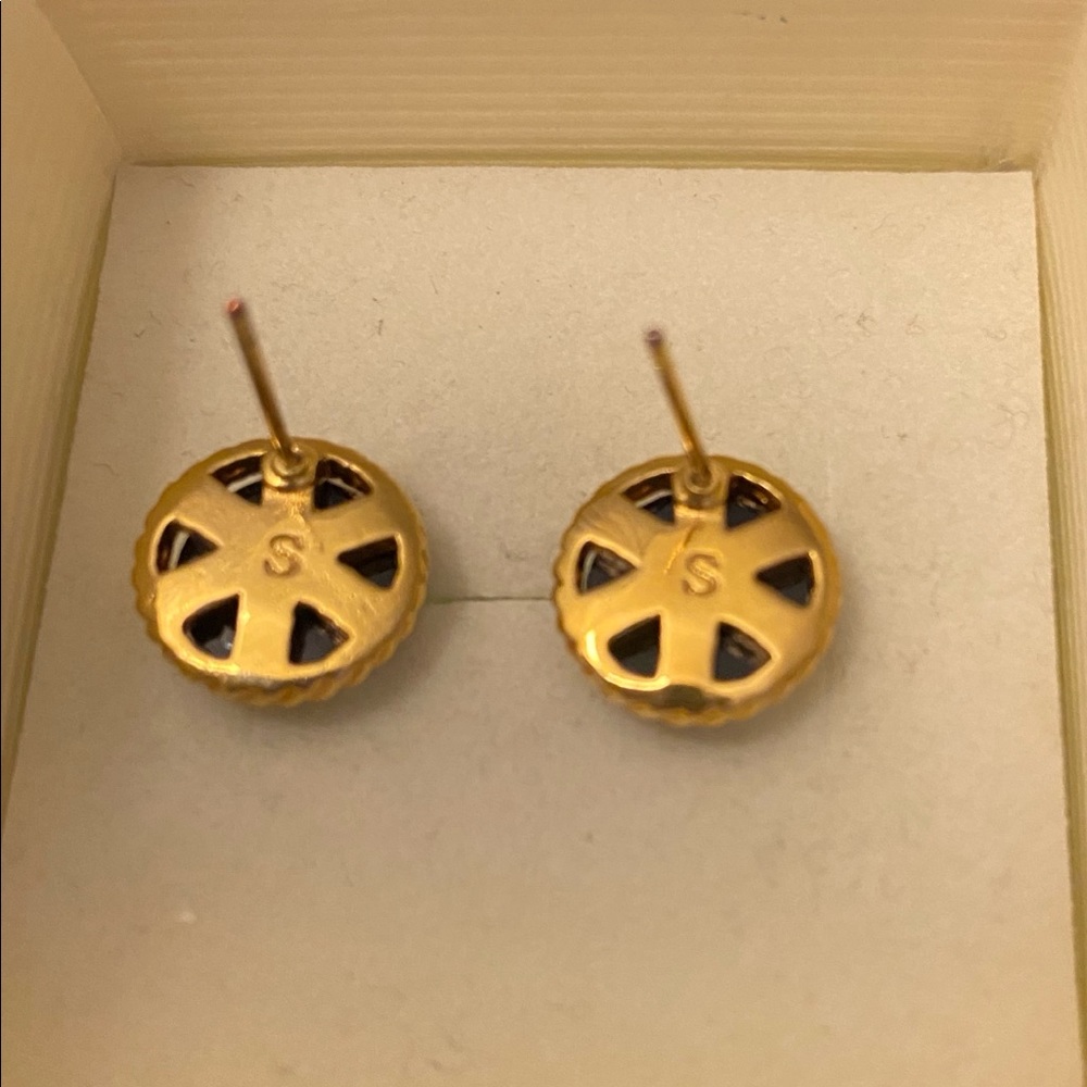 Earrings - Picture 2 of 2